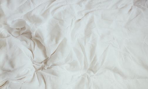 睡衣，床单，枕巾该多久清洗一次？超过这个时间，螨虫会
